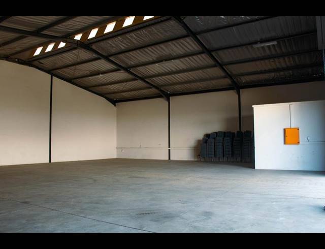 INDUSTRIAL PROPERTY TO RENT IN CAMPSDRIFT